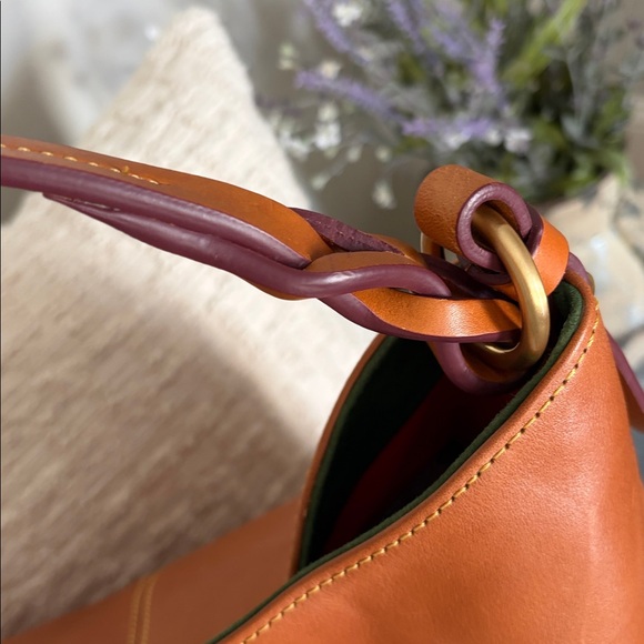 Dooney & Bourke Florentine Leather Shoulder Bag/Tote color natural. - Picture 12 of 16